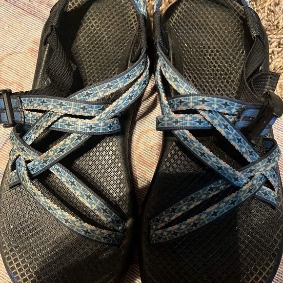 Chacos - Picture 2 of 3